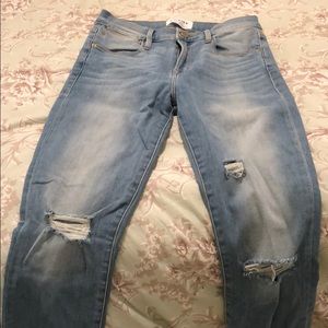 Frame Skinny Ripped Jeans- Fray bottom size 26